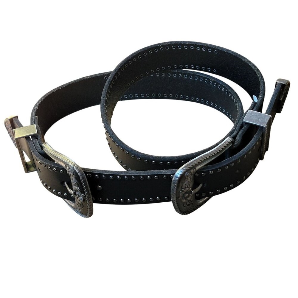 Western-Style Black Leather Belt With Engraved Silver-Tone Buckle